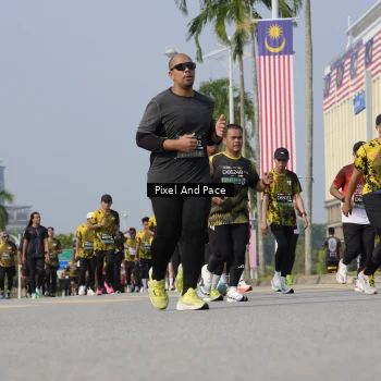 Runner Photo 6498927