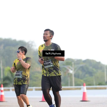 Runner Photo 6498951