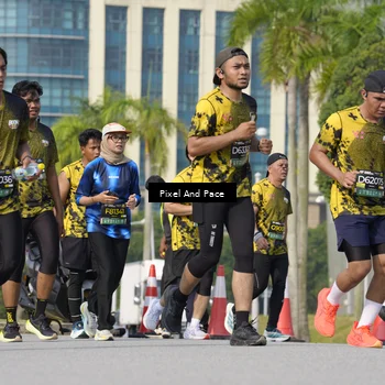 Runner Photo 6498968