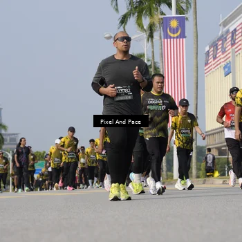Runner Photo 6498971