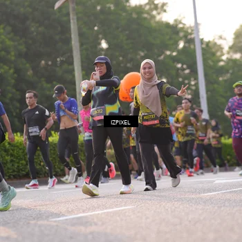 Runner Photo 6498998