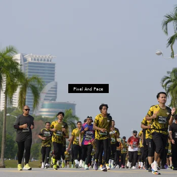 Runner Photo 6499007