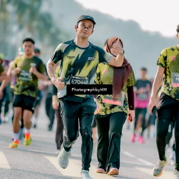 Runner Photo 6499021