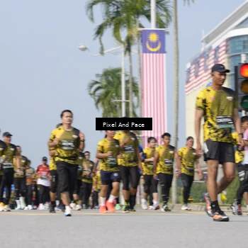 Runner Photo 6499028
