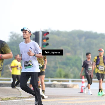Runner Photo 6499031