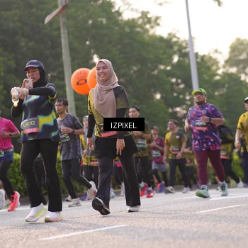Runner Photo 6499041