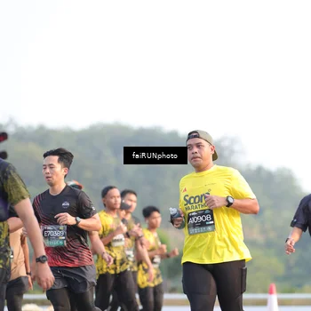 Runner Photo 6499052