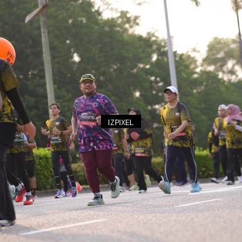Runner Photo 6499066