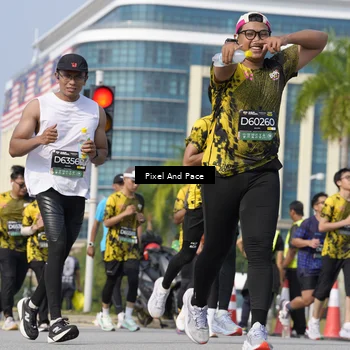 Runner Photo 6499075