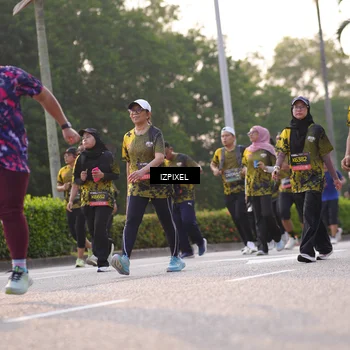 Runner Photo 6499093