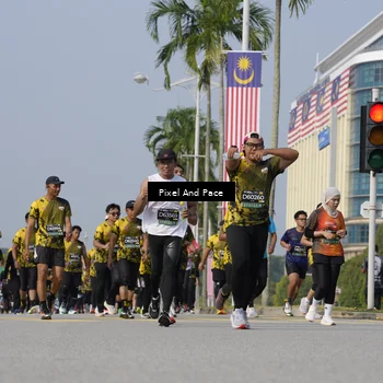 Runner Photo 6499113