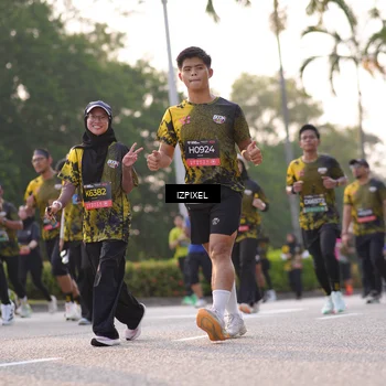 Runner Photo 6499114