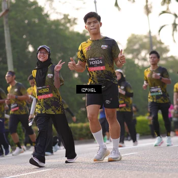 Runner Photo 6499116