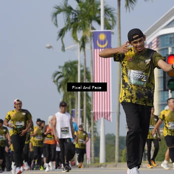 Runner Photo 6499130