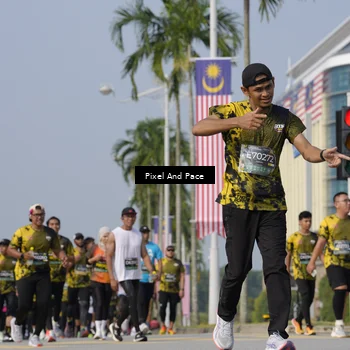 Runner Photo 6499144