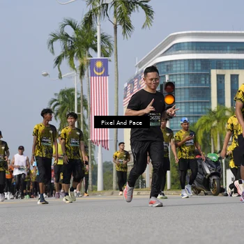 Runner Photo 6499191