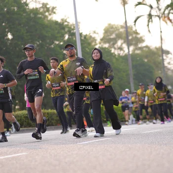 Runner Photo 6499199