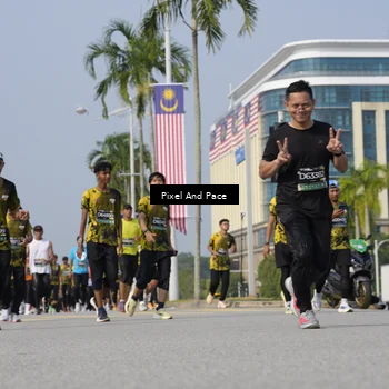 Runner Photo 6499201