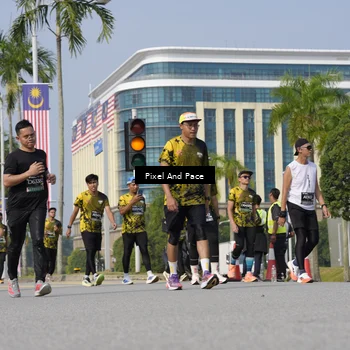 Runner Photo 6499214