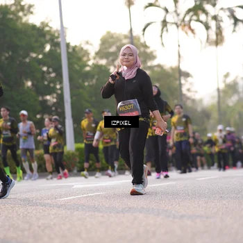 Runner Photo 6499242
