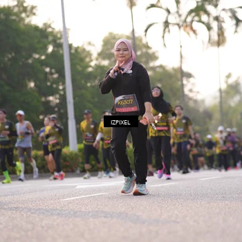 Runner Photo 6499248