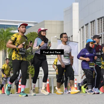 Runner Photo 6499252