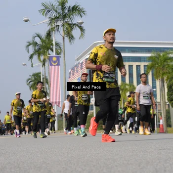 Runner Photo 6499296
