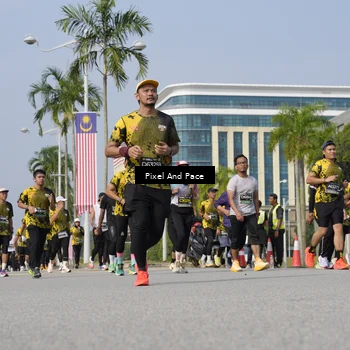 Runner Photo 6499305
