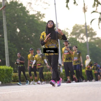 Runner Photo 6499307
