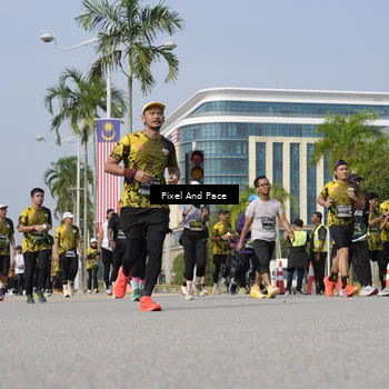 Runner Photo 6499315