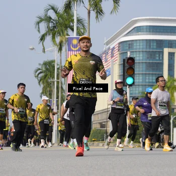 Runner Photo 6499322