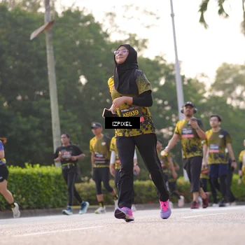 Runner Photo 6499324