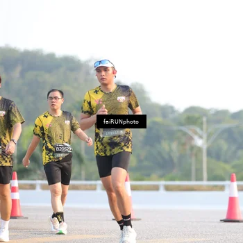 Runner Photo 6499337