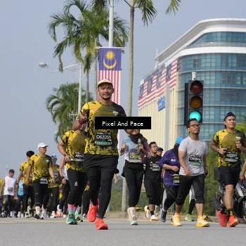 Runner Photo 6499342