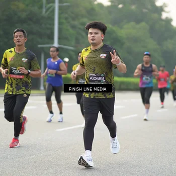 Runner Photo 6499345