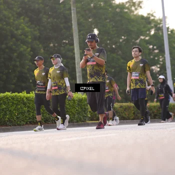 Runner Photo 6499360
