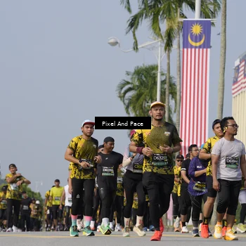 Runner Photo 6499387