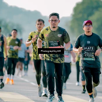 Runner Photo 6499410