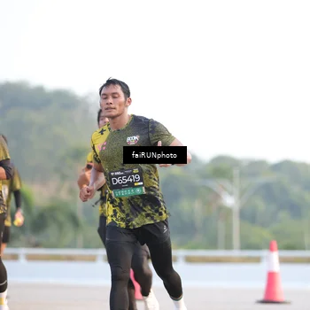 Runner Photo 6499412