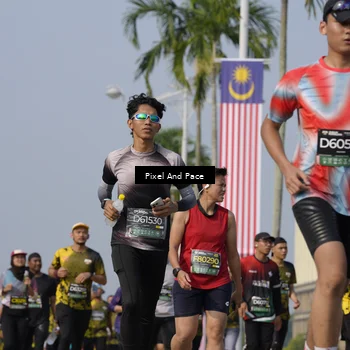 Runner Photo 6499416