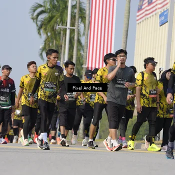 Runner Photo 6499434
