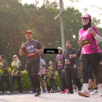 Runner Photo 6499550