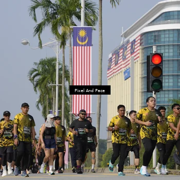 Runner Photo 6499554