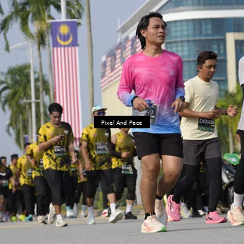 Runner Photo 6499613