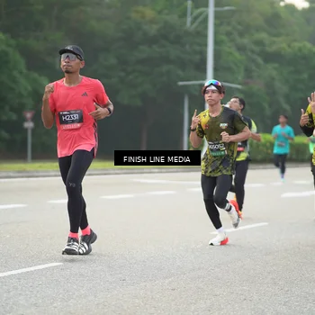 Runner Photo 6499701
