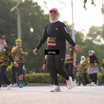 Runner Photo 6499791