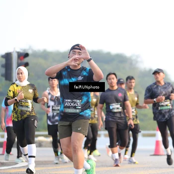 Runner Photo 6499799
