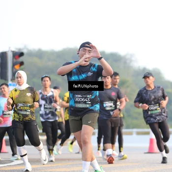 Runner Photo 6499806