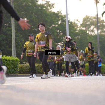 Runner Photo 6499812