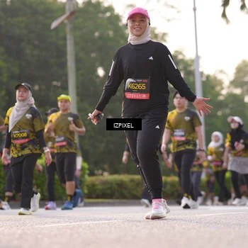 Runner Photo 6499813